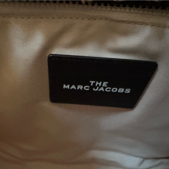 Marc Jacob’s Teddy Medium Tan Tote Bag Purse Sherpa - Picture 8 of 8